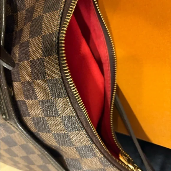 LV Bloomsbury PM Damier Ebene Brown Leather Crossbody/Shoulder Bag - Picture 9 of 17